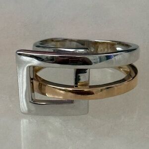 Elegant Two-Tone 18K Solid Gold Geometric Ring